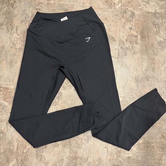 Gymshark Women's Leggings CROSSOVER Size XS Black Skinny Leg Workout - Picture 2 of 10